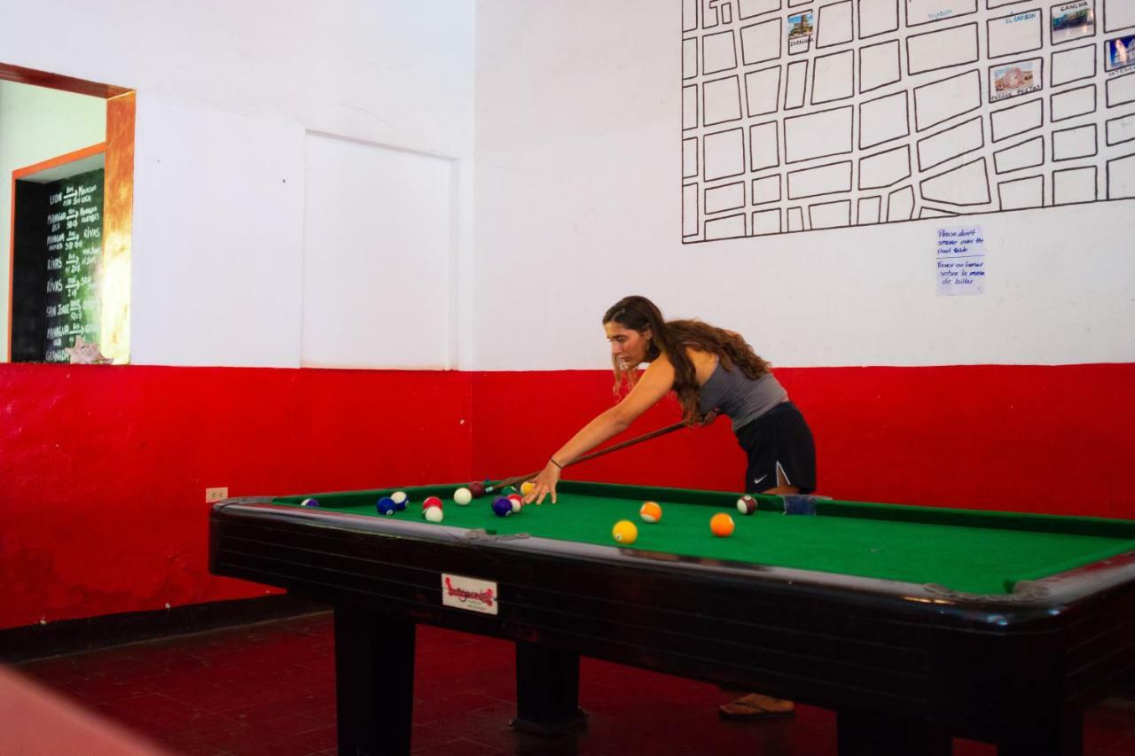 Hostal Lazybones Леон Екстер'єр фото